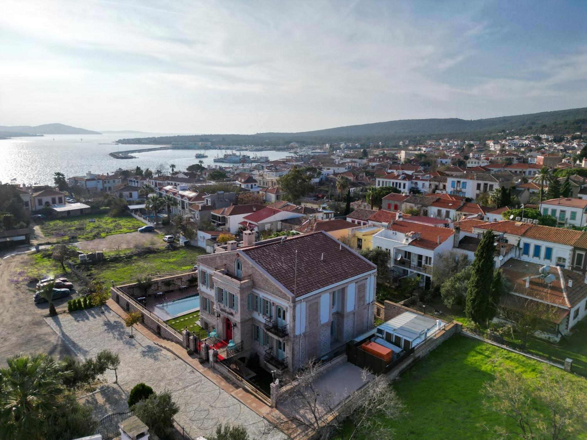 Hotel Naz Su Cunda Extérieur photo