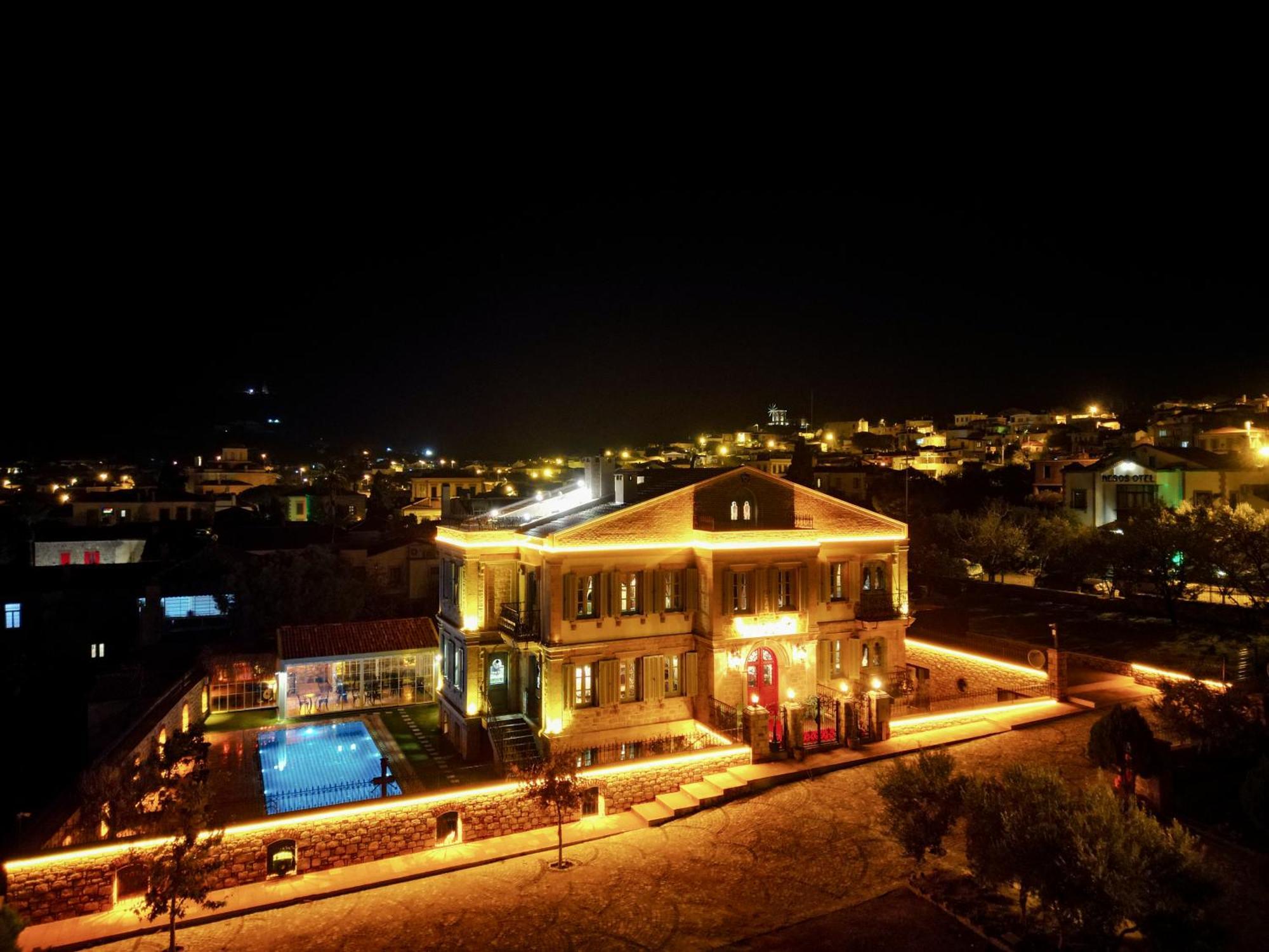 Hotel Naz Su Cunda Extérieur photo