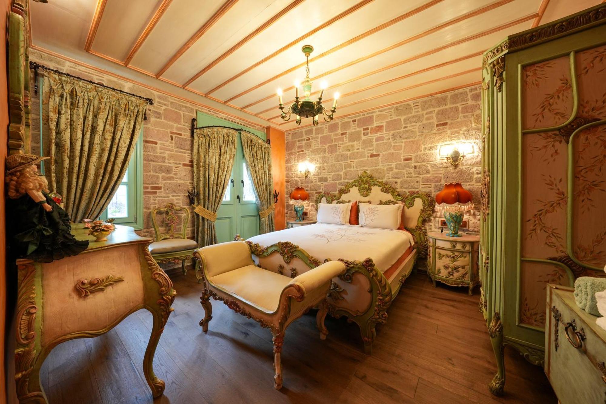 Hotel Naz Su Cunda Extérieur photo