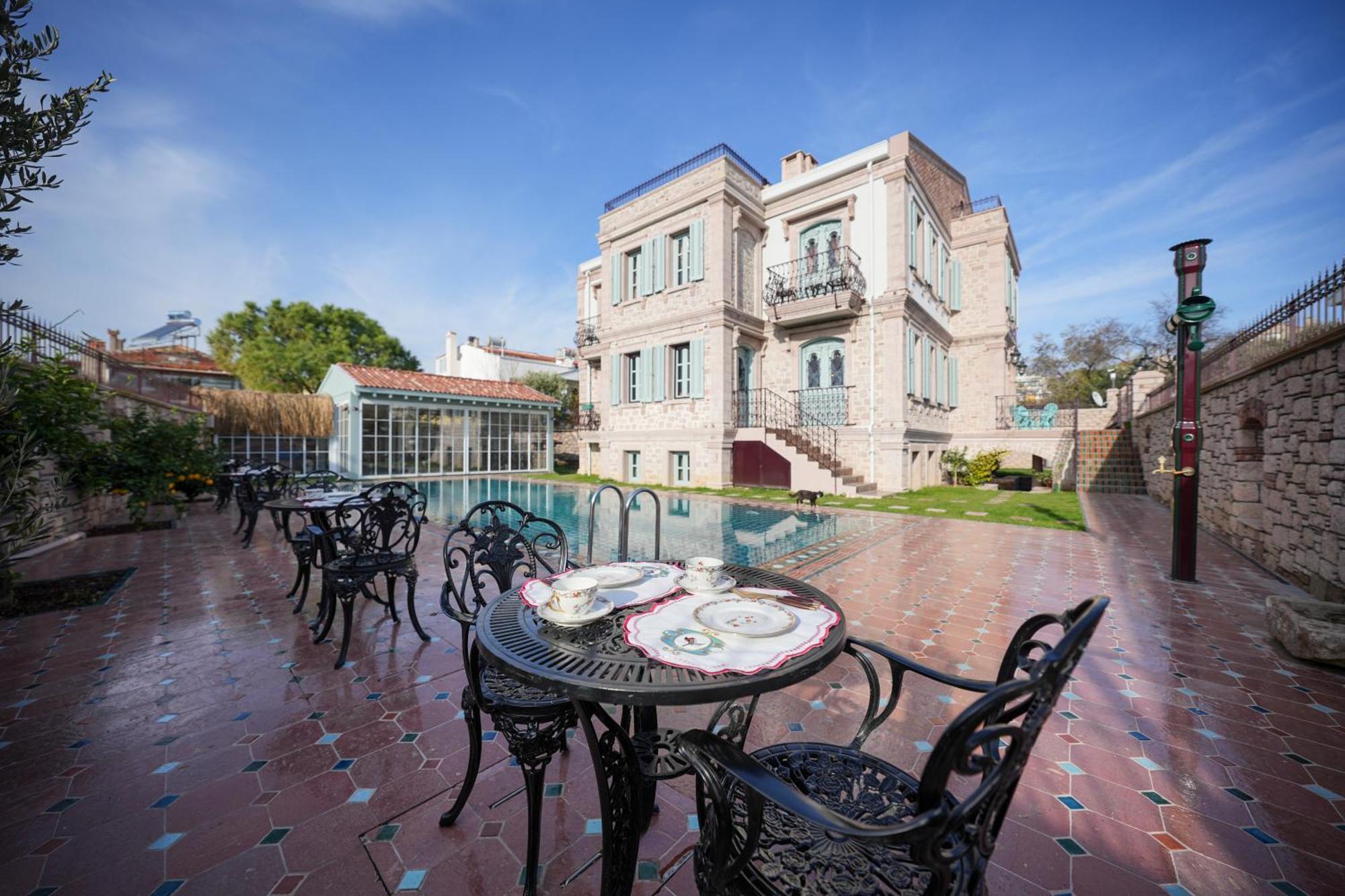 Hotel Naz Su Cunda Extérieur photo